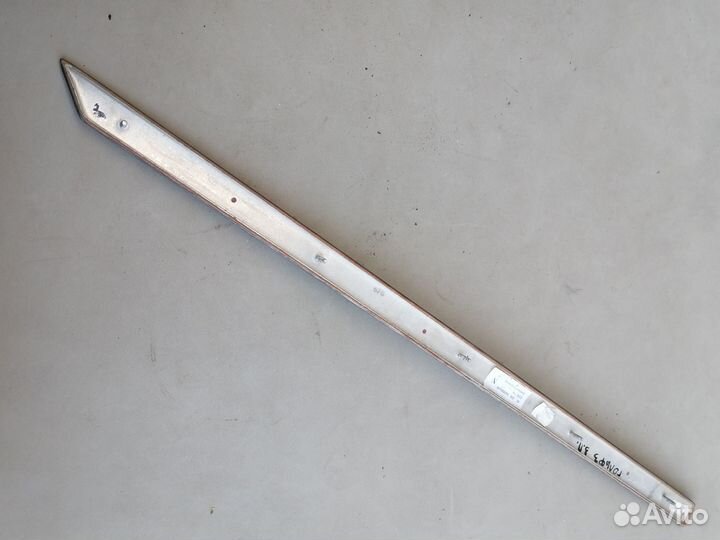 Накладка двери зад. правый VW Golf 3 1991-1997