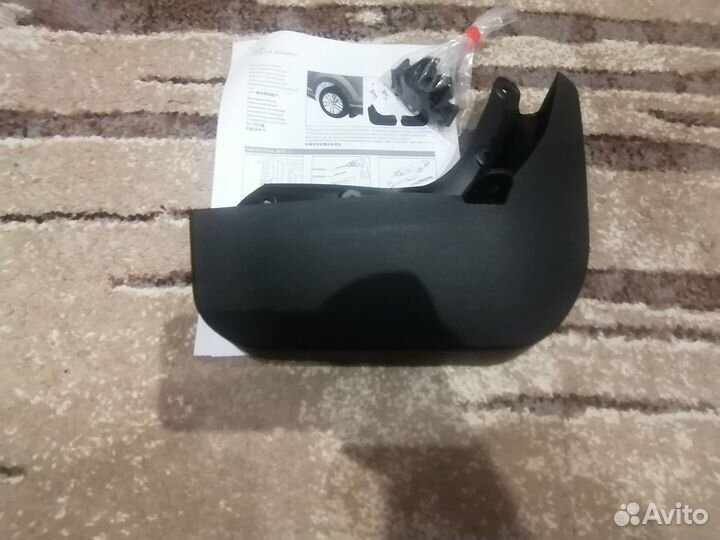 Новый комплект задних брызговиков Audi Q7 4M Sline