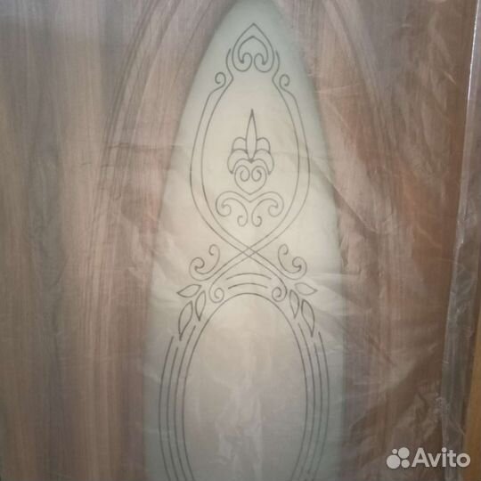 Дверь деревянная новая в упаковке