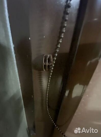 Рулонные шторы в коричневом коробе F7922