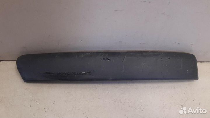 Молдинг переднего бампера левый Ford Focus