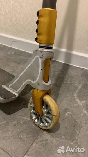 Трюковой самокат кастом стрит