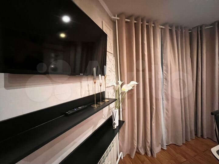 3-к. квартира, 100 м², 4/10 эт.