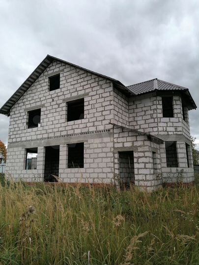 Дом 220 м² на участке 9,3 сот.