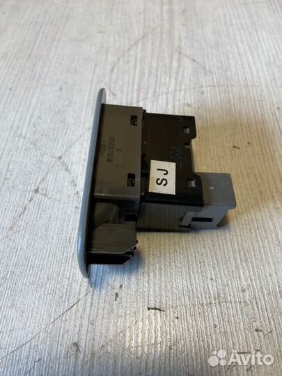 Кнопка стеклоподъемника задняя Chevrolet Lachetti