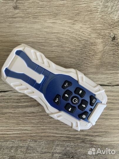 Робот Стёпа на пульте управления