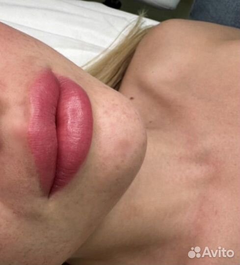 Перманентный макияж бровей и губ