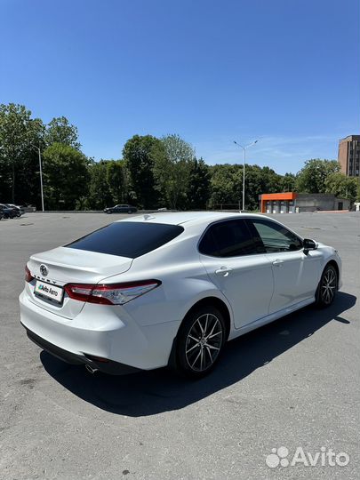 Toyota Camry 2.5 AT, 2021, 5 000 км