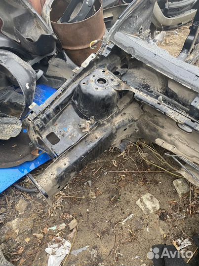 Форд фокус 2 передний правый лонжерон, четверть с