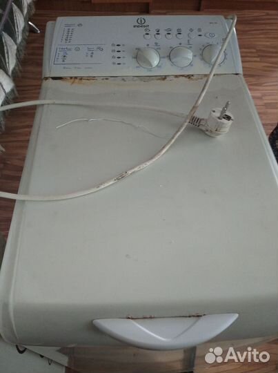 Стиральная машина с вертикальной загрузкой