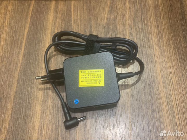 Новый блок питания asus 19v 2.37a 4.0x1.35