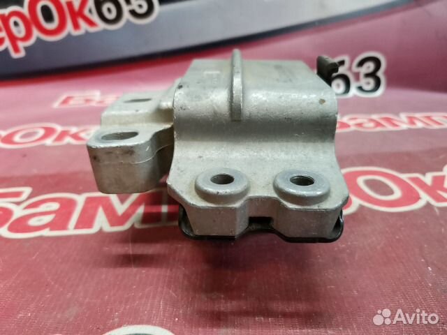 Подушка двигателя Volkswagen Golf