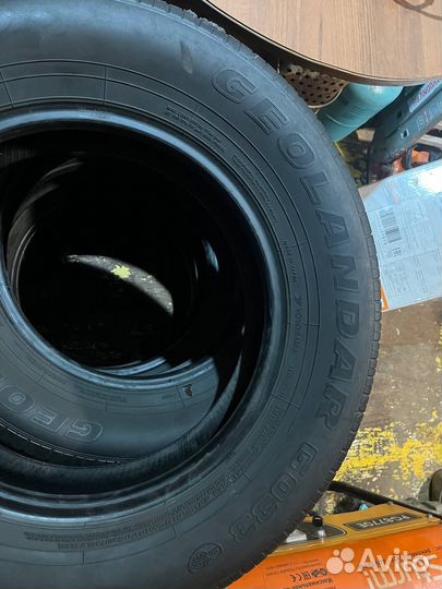 Yokohama Geolandar G033 215/70 R16