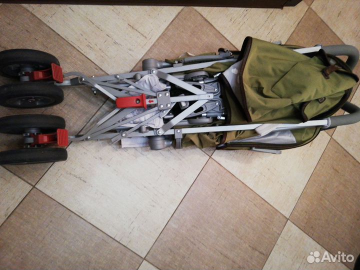 Прогулочная коляска-трость maclaren