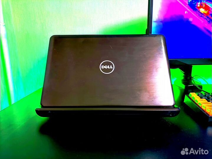 Ноутбук Dell i3/6GB/14.0/Win 10