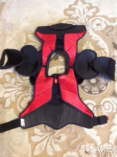 Нагрудник хоккейные CCM Jetspeed FT4 Sr