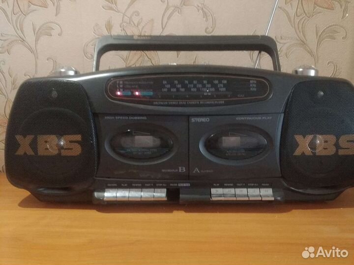Кассетная магнитола