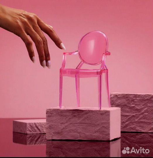 Kartell x Barbie кукольные стулья коллекционные