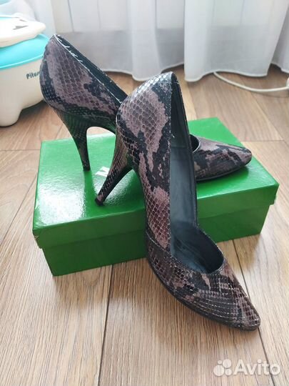 Женские туфли