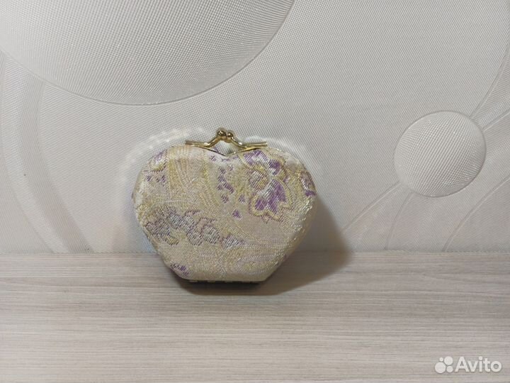 Футляр для украшений