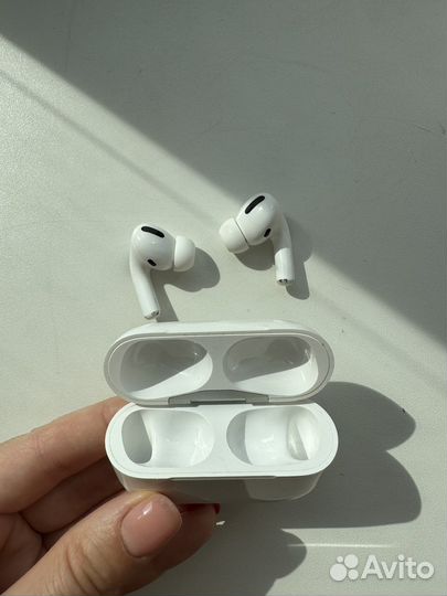 Наушники apple airpods pro 1