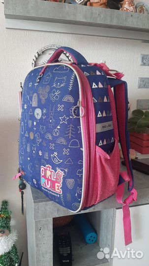 Рюкзак школьный для девочки 1 класс