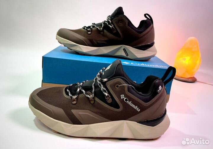 Кроссовки Columbia эргономичные