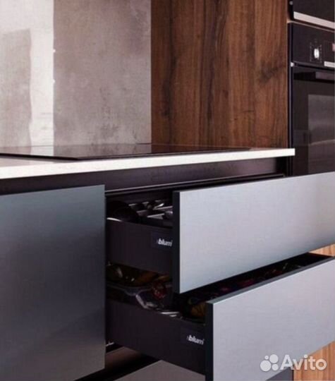 Кухни на заказ. Любой сложности от фабрики