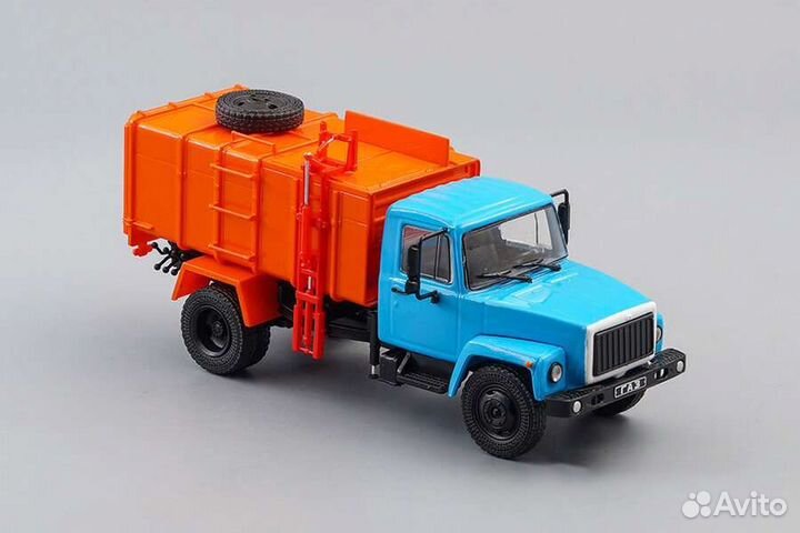 Модели грузовиков и автобусов ЗИЛ маз икарус 1:43