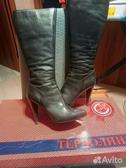 Сапоги женские на шпильке39