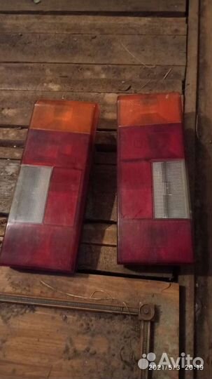 Задние фонари