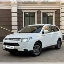 Mitsubishi Outlander 2.0 CVT, 2012, 156 000 км, с пробегом, цена 1 280 000 руб.