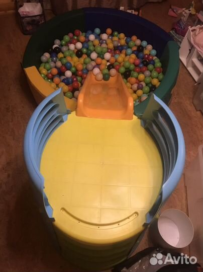 Бассейн с шариками, мягкие модули, горка