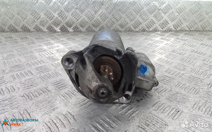 Стартер Audi A4 B7 2006 bosch