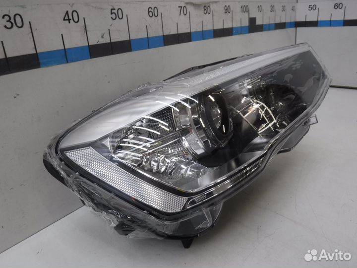 Фара правая на BMW X3