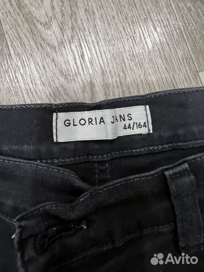 Шорты женские