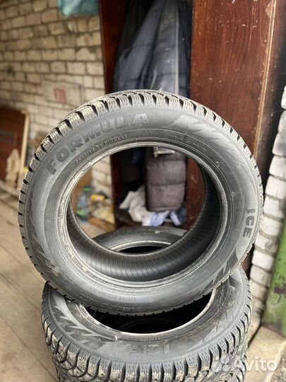 Pirelli Formula Ice 215/60 R17