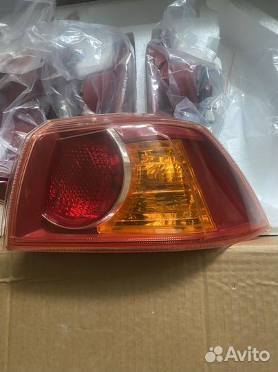 Задние фонари lancer 10