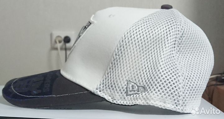 Бейсболка новая