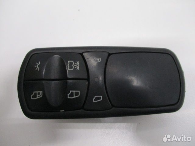 Блок управления стеклоподъемника правой двери Merc