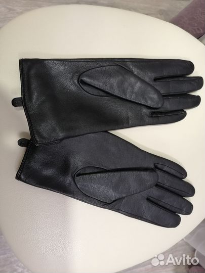 Перчатки женские кожаные новые размер 8.5