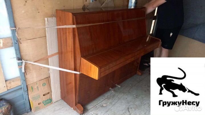 Грузчики. Такелаж. Вагоны. Фуры