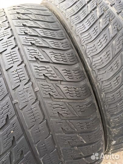 Nokian Tyres WR SUV 3 295/35 R21