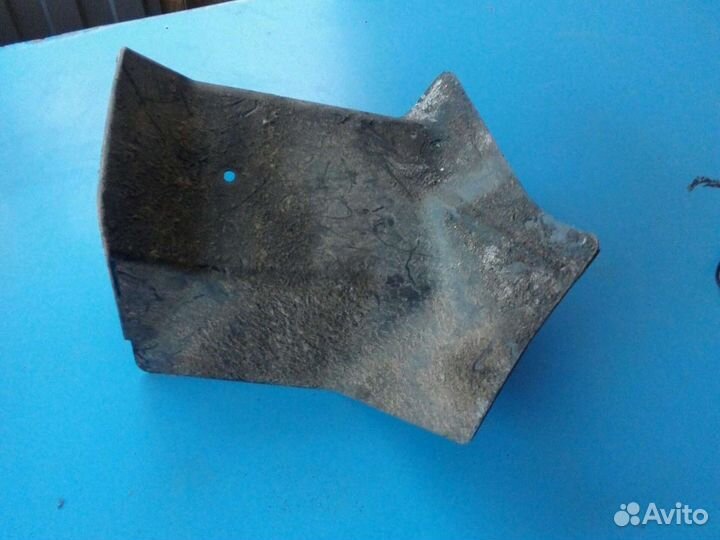 Мицубиси ланцер 10