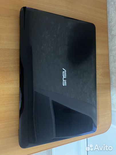 Ноутбук Asus X556U