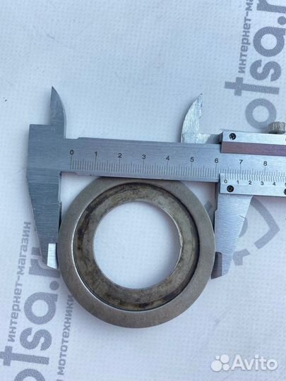 Шайба Урал заднего корпуса двигателя маслоотражате