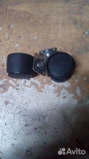 Ножки и колёсики для мебели