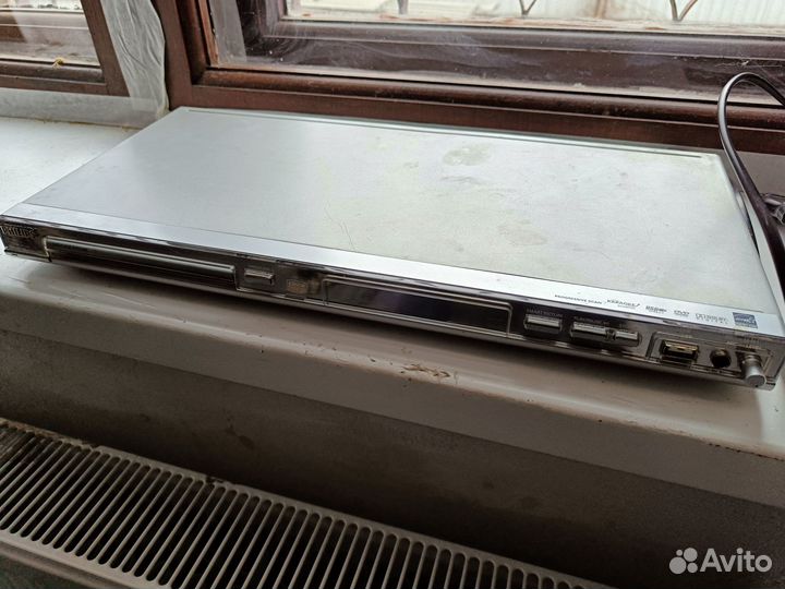 DVD-плеер Philips с USB и Караоке