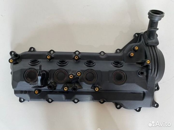 Крышка клапанов Toyota Land Cruiser 200 1vdftv