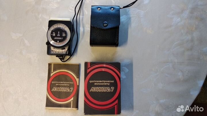 Фотоэлектрический экспонометр Ленинград 7 1982